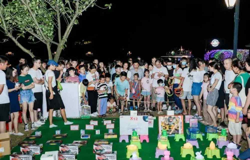 宁波购物节 呈现夜经济饕餮盛宴 宁波购物节点亮消费新“夜”态