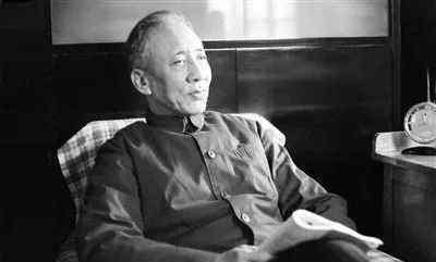 我们的少年时代之安苓 徐翔：在书籍这幽深的黑森林里摸索蜗行