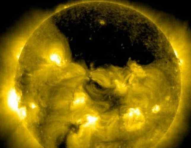 黑洞吞噬恒星 震撼！黑洞“吞噬”恒星完整过程大曝光图文章配图