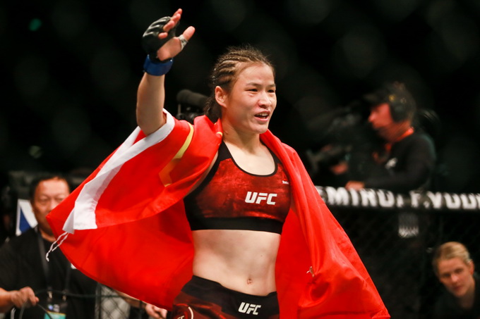 张伟丽卫冕战荣膺2020UFC最佳 曾受央视专访：喜欢和强者过招