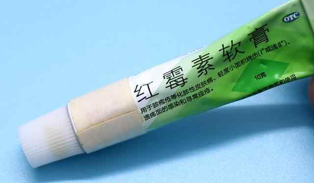 红霉素软膏七大妙用 红霉素软膏除了药用，还有5个妙用也很棒，叮嘱家人知道，很实用