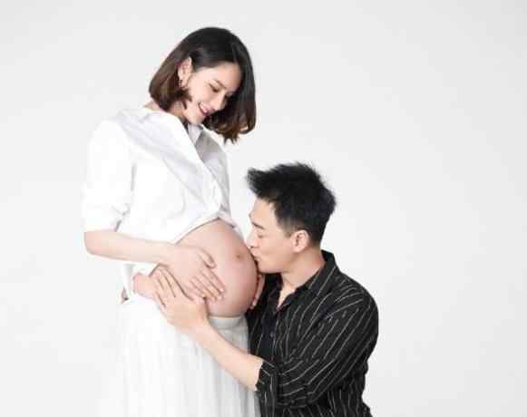 母乳皂的制作方法 张馨月产后母乳充足，晒自制母乳皂作纪念，多余的母乳该如何处理