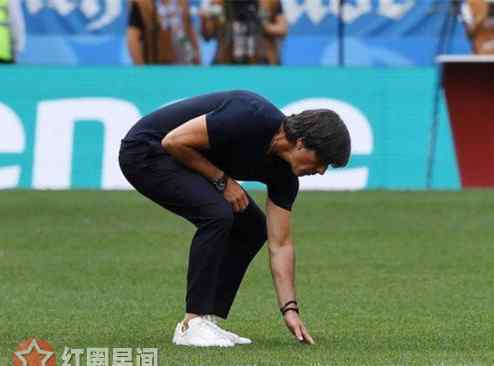 勒夫挖鼻屎 勒夫捡东西吃是真的吗 鼻屎或成过气网红文章配图