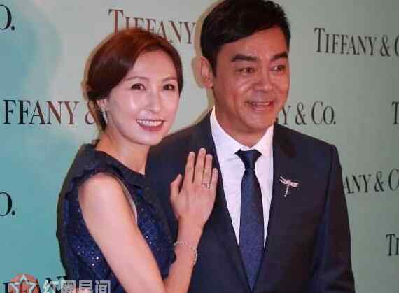 刘青云的老婆 刘青云怎么追到郭蔼明 刘青云没有孩子的原因是什么