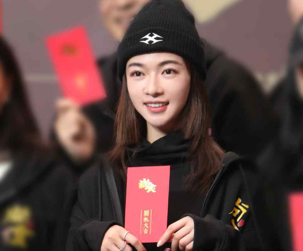 吴谨言许凯 吴谨言许凯再度合作，细品两人开机现场互动，“傅璎”粉坐不住了