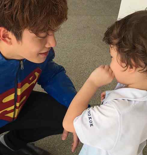 泰星mike 泰国明星mike为什么有儿子 他结婚了吗妻子是谁