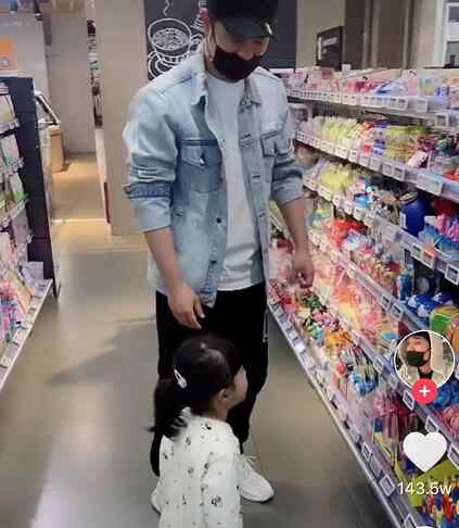 张子萱二胎 陈赫张子萱有小孩了吗 张子萱被拍两人即将喜迎二胎