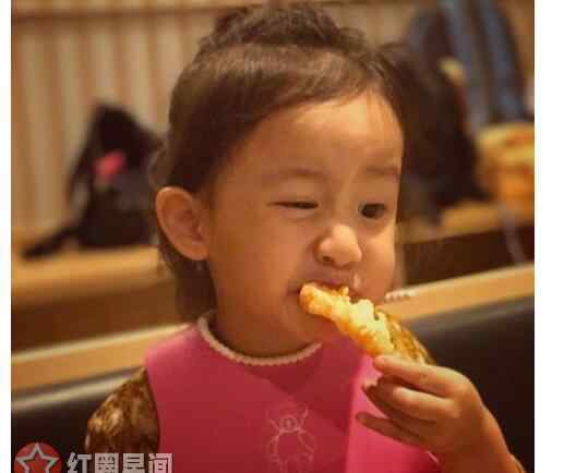 黄磊出轨 黄磊外遇是怎么回事 黄磊晒小女儿萌照可爱至极