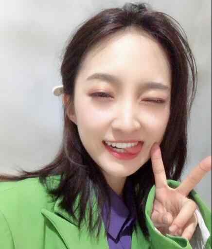 杨凯雯 心动的信号杨凯雯职业是什么 拥有梨涡的少女才华如此横溢