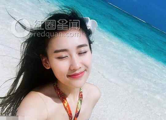 黄圣依三围 王婉中胸围多大 王婉中黄圣依是情敌吗