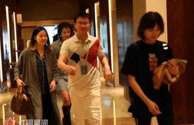 我们傻傻的 90后郑爽人气令人深感震惊 郑爽替身让我们傻傻的分不清