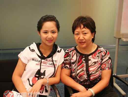干杨紫 杨紫在家是独生女吗 杨紫爸爸是做什么家庭背景揭秘