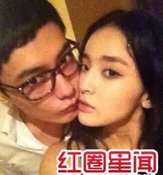 古力娜扎整容 古力娜扎与前男友舌吻自拍照曝光 古力娜扎整容下巴变长是真的吗
