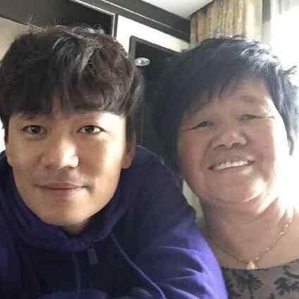 王宝强妈妈 王宝强母亲多大去世得了什么病 消息太突然令人心痛