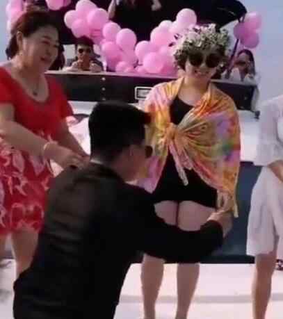 丫蛋离婚 丫蛋王金龙为什么离婚了 曾经恩爱夫妻档现在分道扬镳