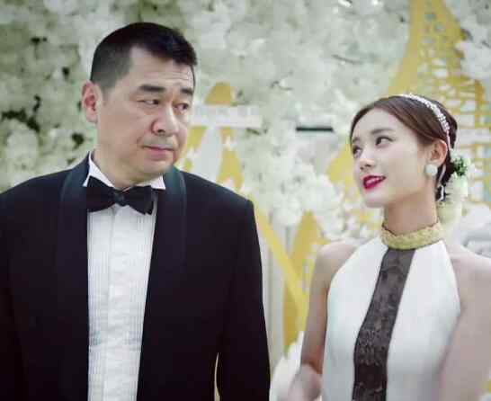 爱睡在一起 爱我就别想太多李洪海最后是和谁在一起了 他喜欢谁