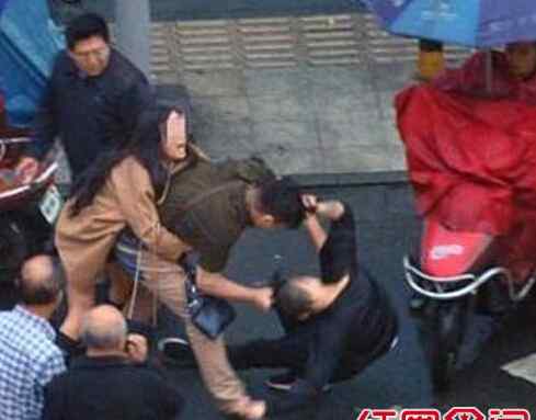 小沈阳孙红雷打架 孙红雷小沈阳打架是因为同性恋吗 孙红雷纹身黑社会背景大揭密