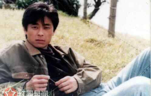 王杰被下毒 王杰为什么退出歌坛 王杰嗓子被下毒是真的吗