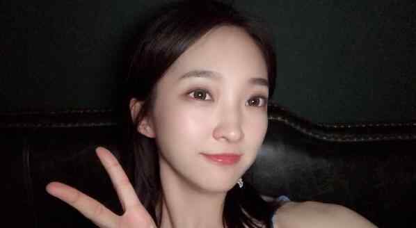 杨凯雯 心动的信号杨凯雯职业是什么 拥有梨涡的少女才华如此横溢