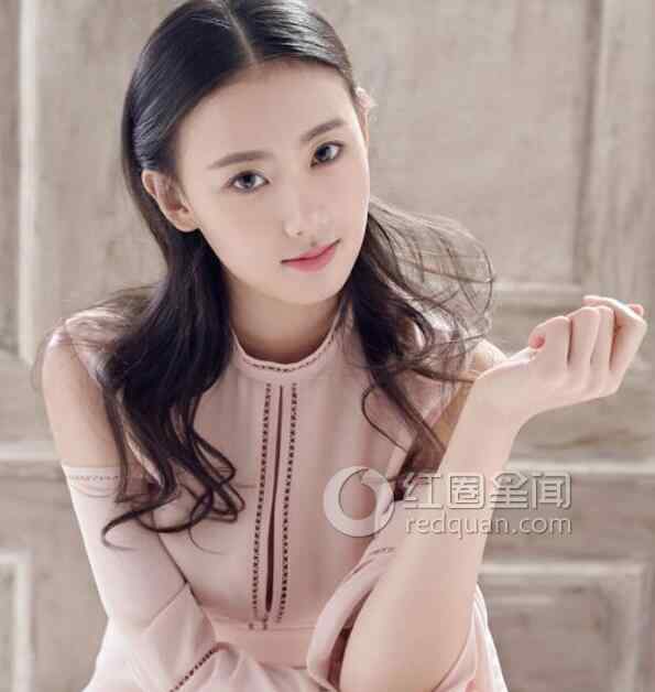 李嘉雯 李嘉雯胸围有多大 李嘉雯的男朋友是谁