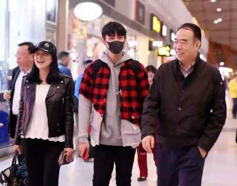陈凯歌的儿子 陈凯歌有几个娃 小儿子陈飞宇进军演艺圈备受关注