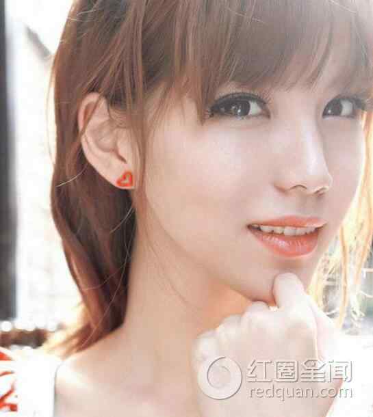 叶梓萱被谁破了处 叶梓萱多少钱一晚 叶梓萱被谁破的处