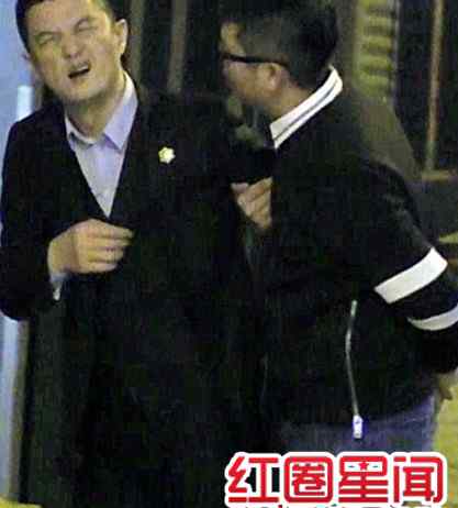 李亚鹏打人 李亚鹏醉酒打人现场照片 娱乐圈明星酒后丑态事件盘点