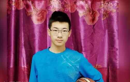 杨英豪 杨舸轩最强大脑资料介绍 颜值超像杨英豪会是脑王吗