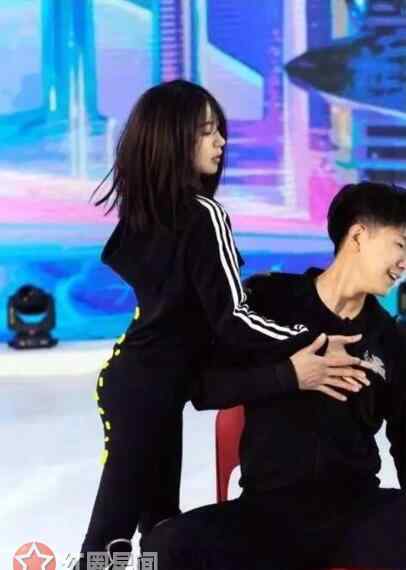 李菲儿黄晓明 李菲儿黄晓明分手背后的故事 李菲儿柯基臀到底是什么鬼