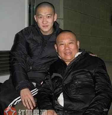 曹云金打岳云鹏 曹云金为什么打岳云鹏 曹云金岳云鹏不和是真的吗