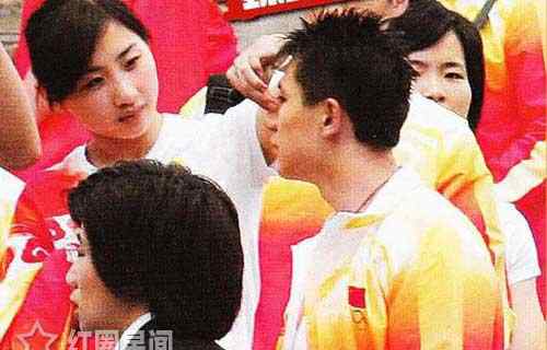 何雯娜现任男友 何雯娜现任男友到底是谁 何雯娜和陈一冰二人分手真相是什么