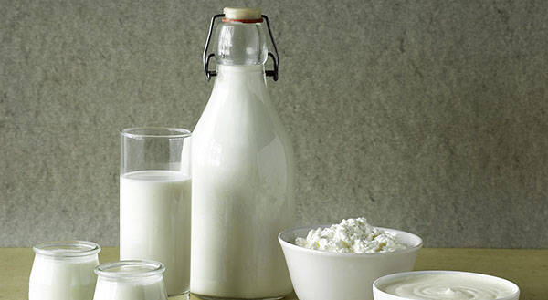 牛奶和酸奶什么时候喝减肥