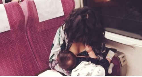 90后女星林辰唏未婚生女，火车上脱衣哺乳网友点赞