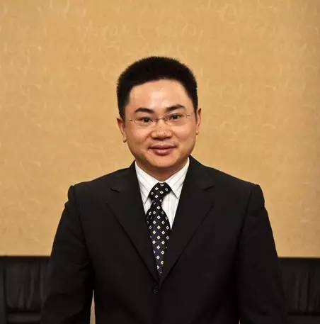 “全国十大杰出青年法学家”汪海燕：抱诚守真 温润而泽