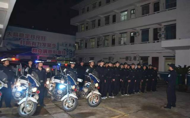 某休闲中心卖淫一条龙！120元一次！