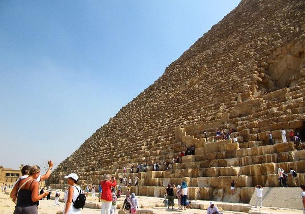 埃及胡夫金字塔，无法解开的千古之谜