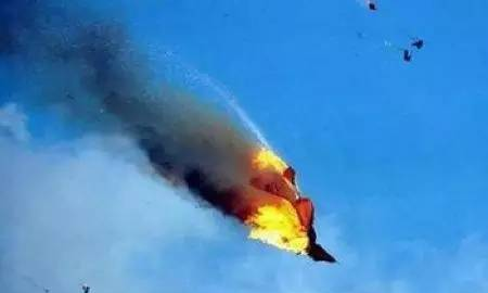 2001年中美南海撞机事件