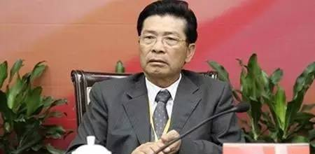 中国最富“十大家族”揭秘，各个富可敌国！