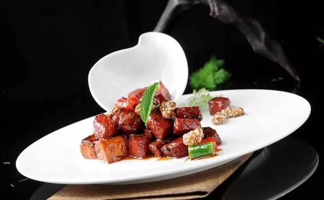 中餐怎么摆盘才合适？这三位大厨有话说
