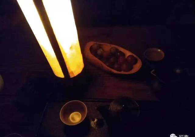 恐艾吧