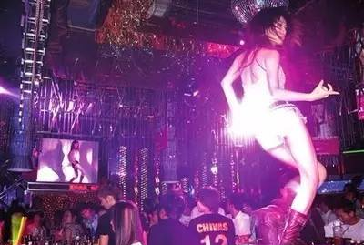 MC石头：归隐四年，喊麦第一人重回网络江湖