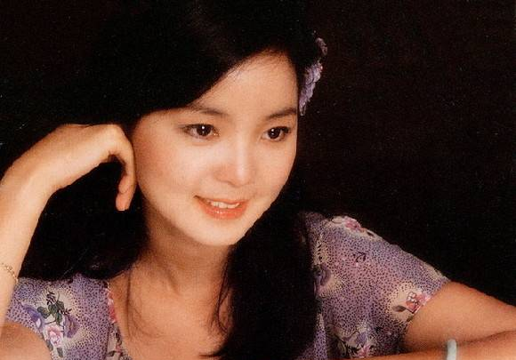 华人天后邓丽君死亡之谜内幕：被隐瞒长达22年