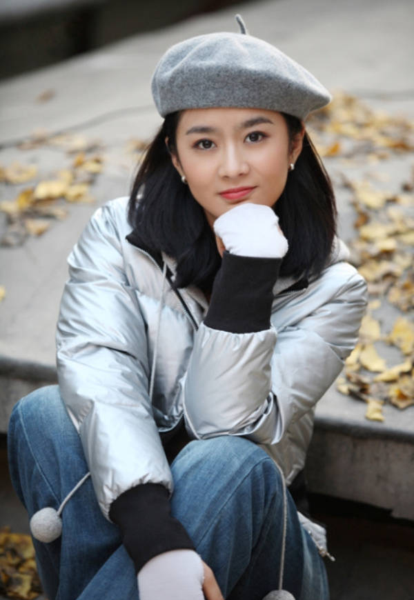 演员孙梅竞，这姑娘有林青霞年轻时候的神韵，美得超凡脱俗！