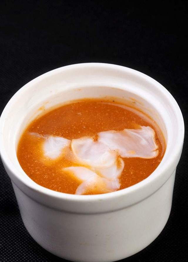 四大菜系鲁菜之一：乌鱼蛋汤的做法！