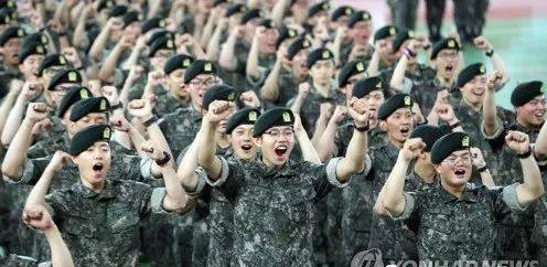 韩国男人服兵役期间都干什么？