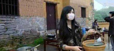 吴尊妻子首次公开露面，终于明白为什么吴尊选择了她！