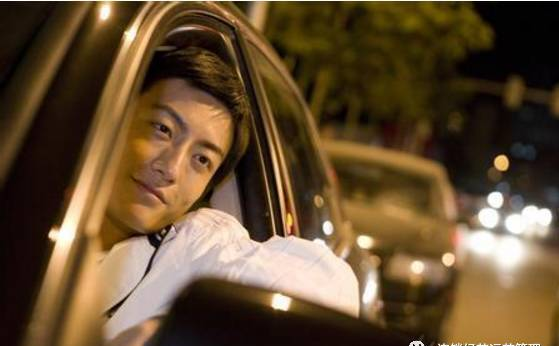 28岁的演员刘洁被捅身亡，留下一个真相：不要和层次不同的人争辩