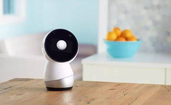 你等了三年的 Jibo，还不如一个 Echo Show 好用