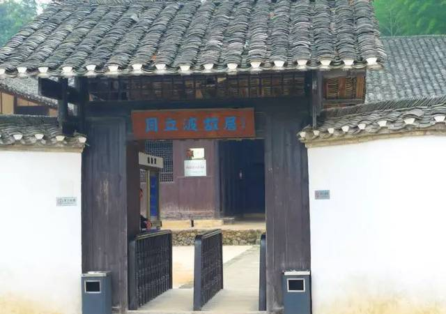 周立波因病去世！临终捐献全部遗产，妻子含泪答应