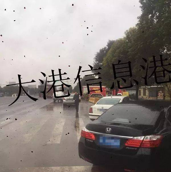 什么情况？镇江金润大道附近某工厂疑似发生爆炸事件......
